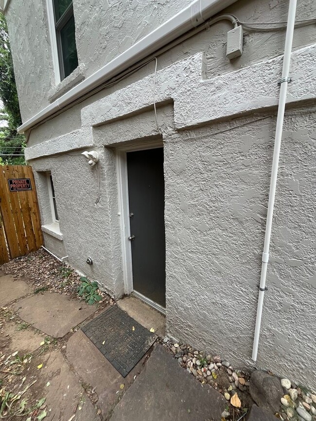 Photo - 934 8th St Unidad 1/2 (Basement )