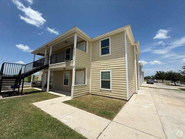 Building Photo - 303 E Eisenhower Ave Rental