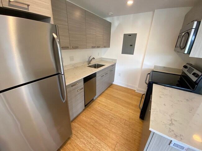 Photo - 74 Ashford St Unit 201