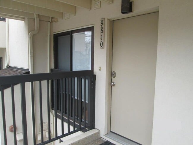 Photo - 9810 Hellingly Pl Unit 100