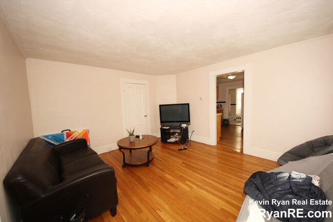 Photo - 62 Bedford St