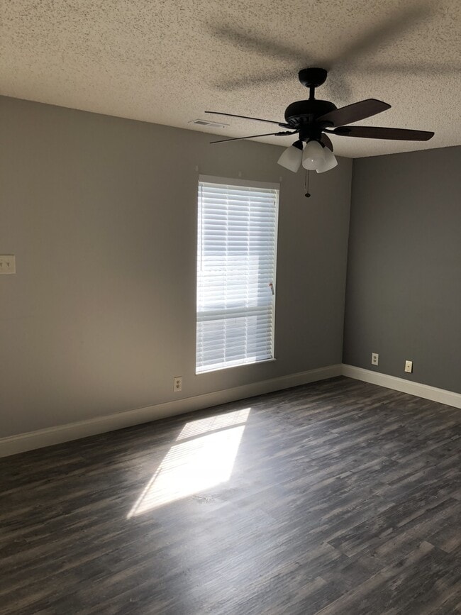 Photo - Park Charles South