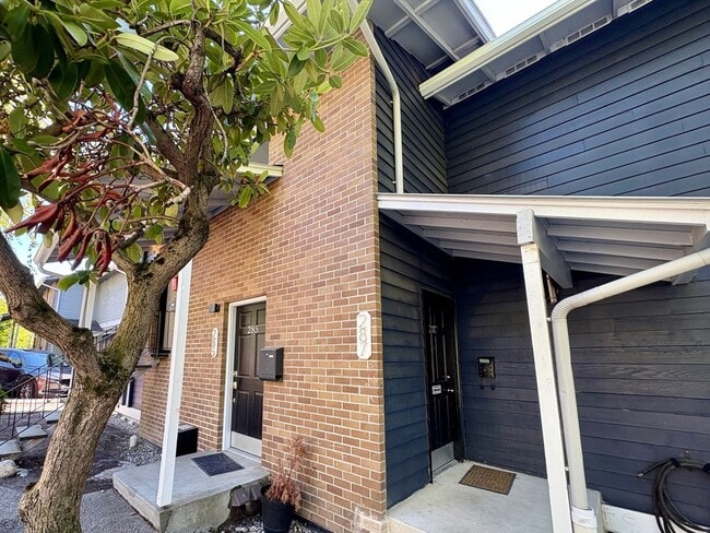 Photo - HUMMINGBIRD VIEW Unit 287