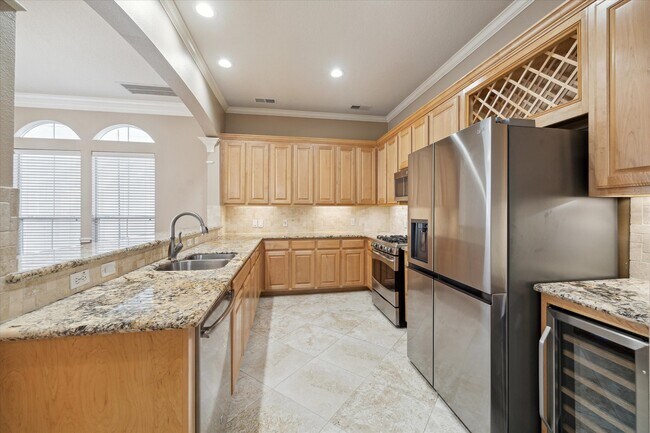 Photo - 5413 Lillian St