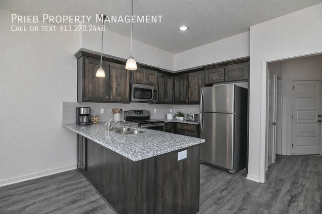 Photo - 10324 Farrow Ave