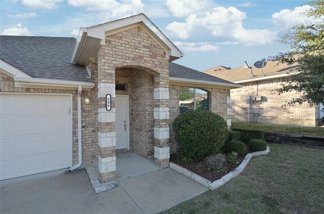 Photo - 808 Bahar Ct
