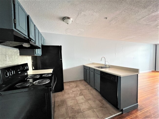 Photo - 32 Main St Unit 3C