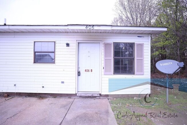 Photo - First month move in special $450!! 1 bed / 1 bath apartment in Bono - $600 - HUD accepted!!