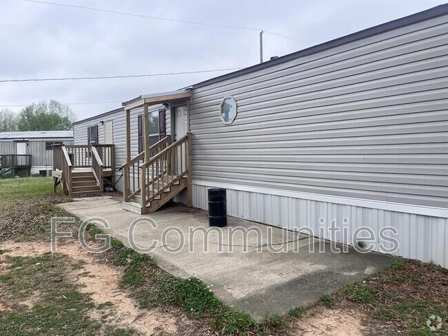 Building Photo - 6403 Bentwood Ln Rental