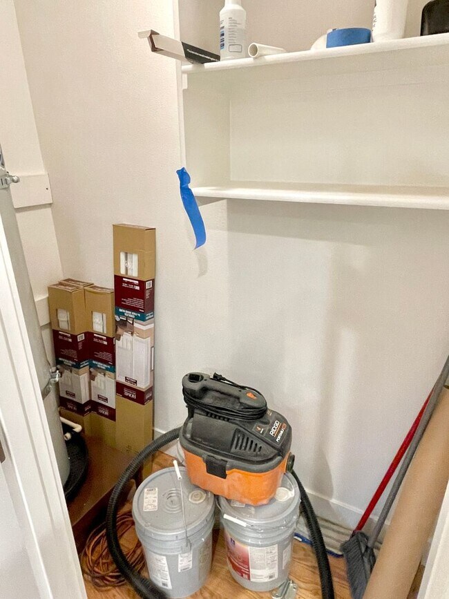 Photo - LASHJ02 Unidad #B