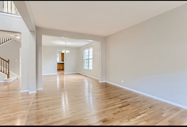 Photo - 2137 W Silverleaf Ln