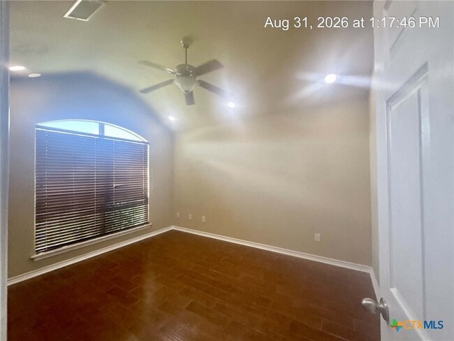 1509 Excel Dr