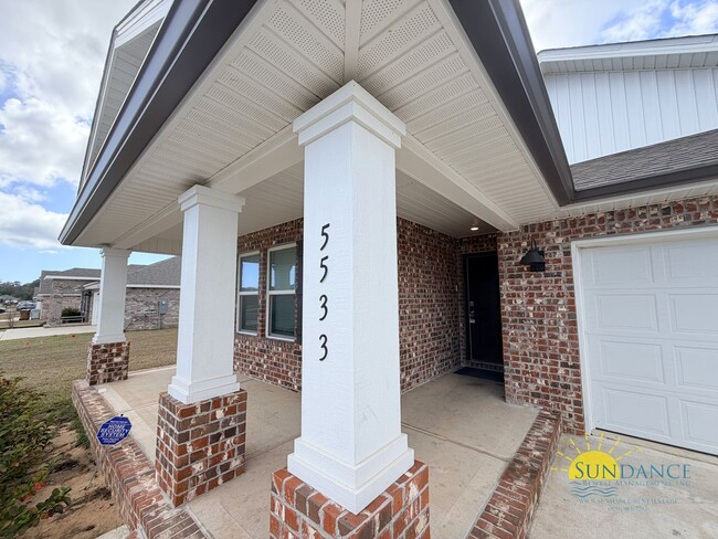 Photo - Spacious 5-Bedroom Home in Plantation Woods, East Milton!
