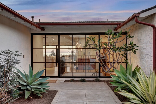 Photo - 4 S Vista De La Luna