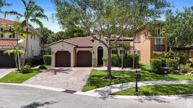 Building Photo - 12520 NW 79th Manor Rental