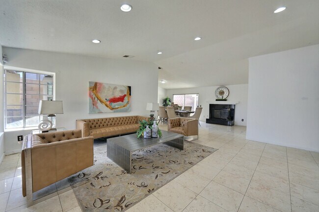 Living Room(no furniture) - 25252 Delphinium Ave