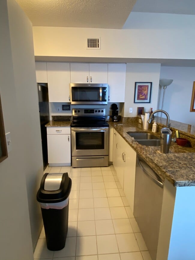 Photo - 1590 S 42nd Cir Unit 307