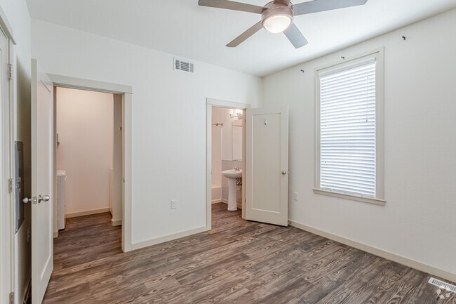 1BR, 1BA - 520SF - Briq on 4th Street