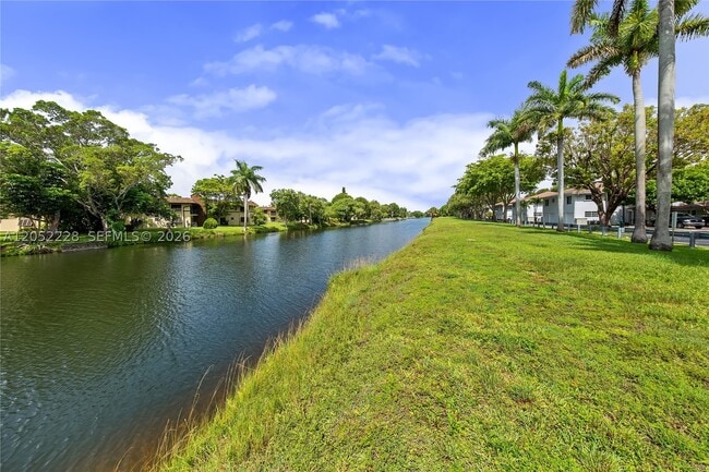 7900 CAMINO 303 Unit 303