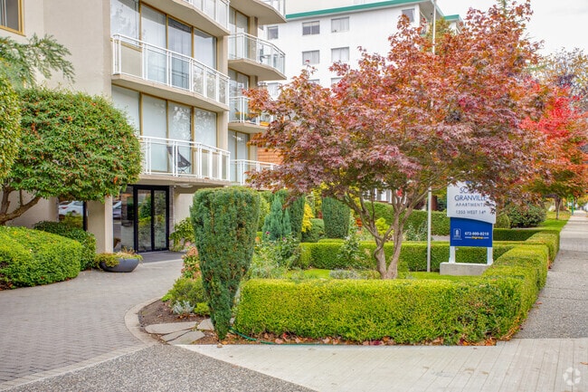 Photo - 1355 West 14th