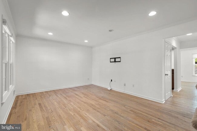 Photo - 2407 Alsop Ct