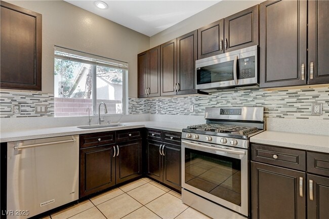 Photo - 971 Whispering Grove Ave