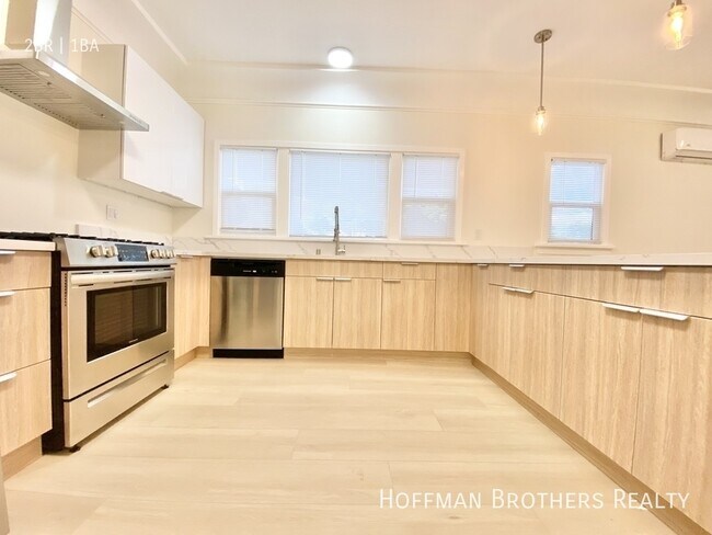 Photo - 865 N Las Palmas Ave Unit 865