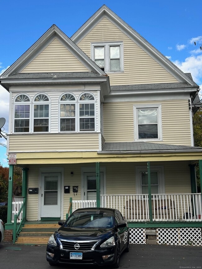 Building Photo - 2 Westland St Unit 2