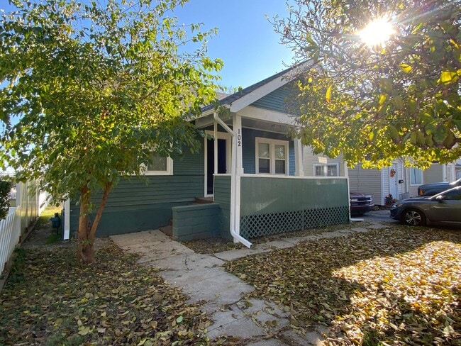Building Photo - Fully Remodeled 3Bedroom House!