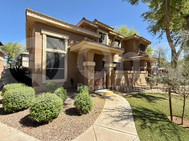 Photo - 1225 N 36th St House