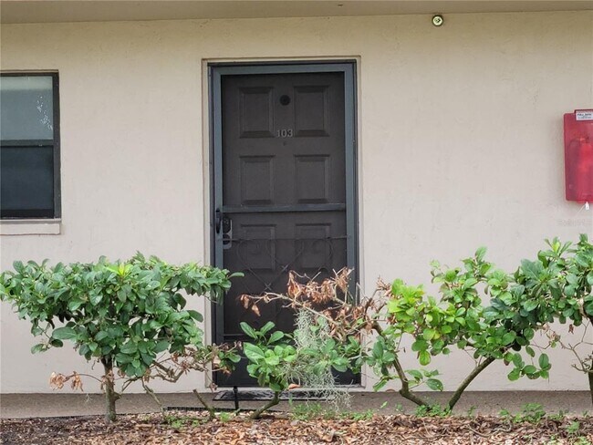 Photo - 104 Capri Isles Blvd