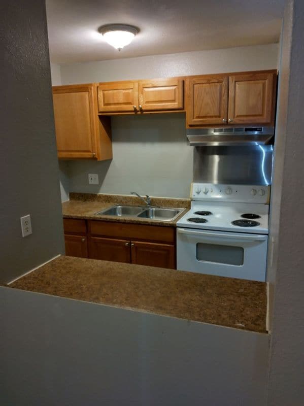 Photo - 1425 Yosemite St