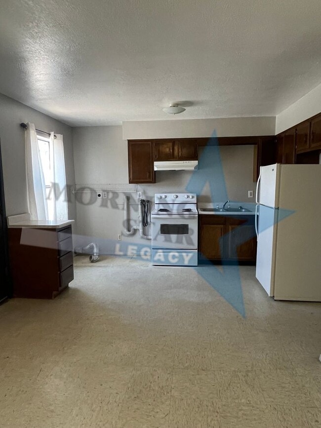 Photo - 2325 College St Unit #3