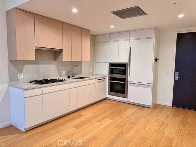 Photo - 877 Francisco St Unidad 3007