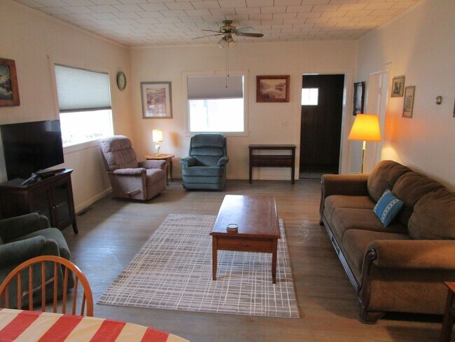 Photo - Whitefish Furnished home