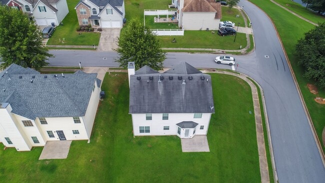 Photo - Impressive 4 bed, 2.5 bath Home.