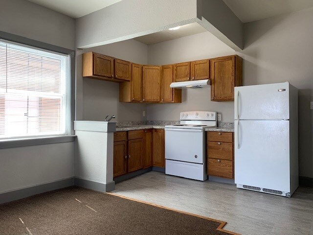 Photo - 18 N Highland Ave Apartments Unit D