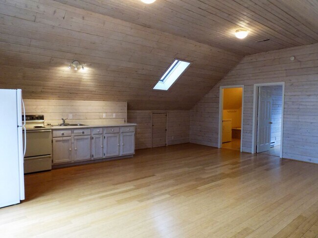1853 St Francis Ct Unit 02