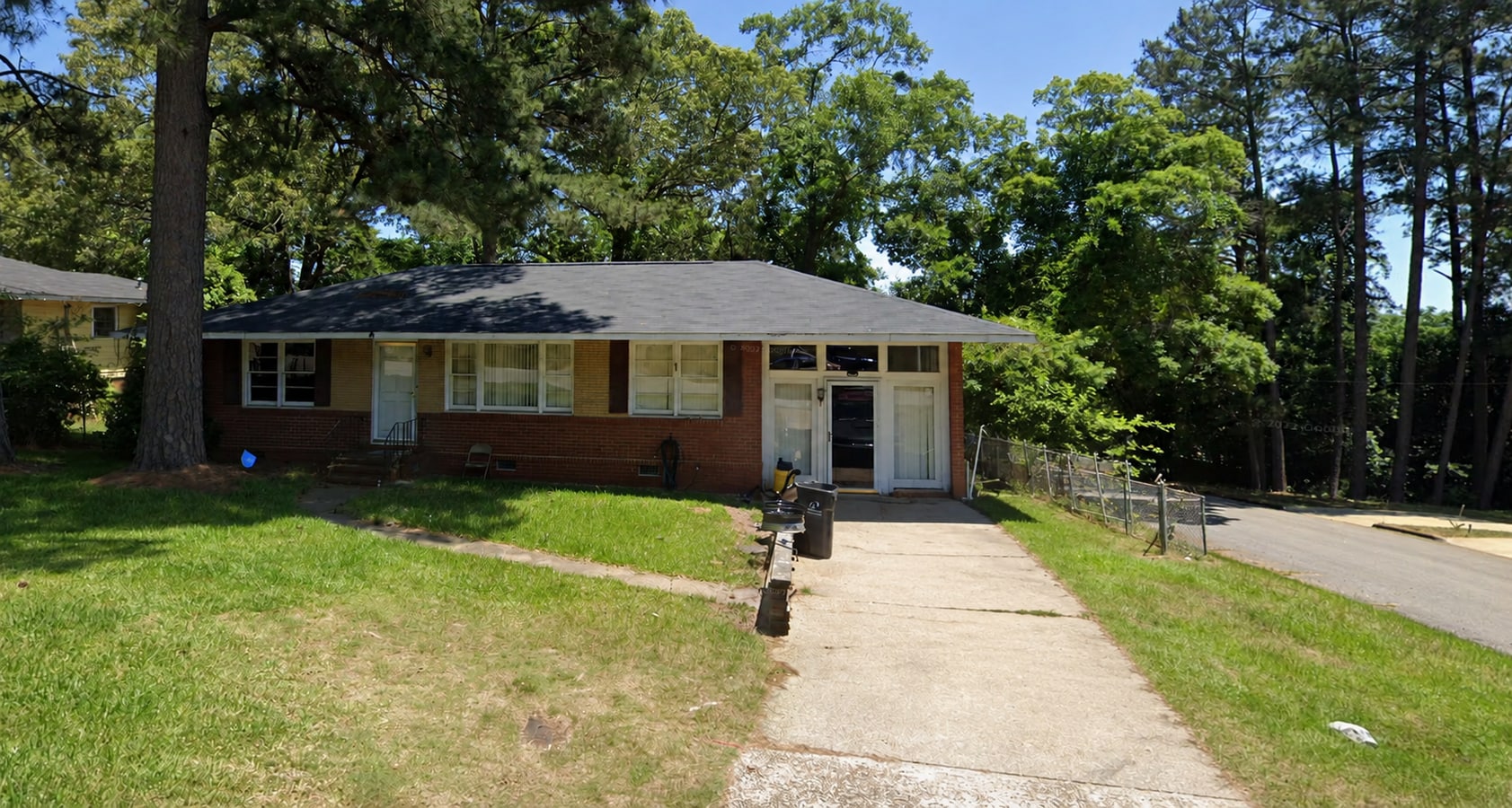 Photo - 2400 7th Ave