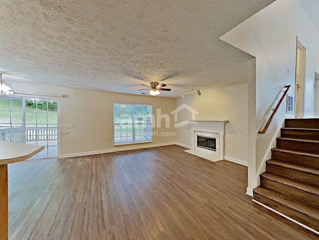 Photo - 4014 Lenox Ct