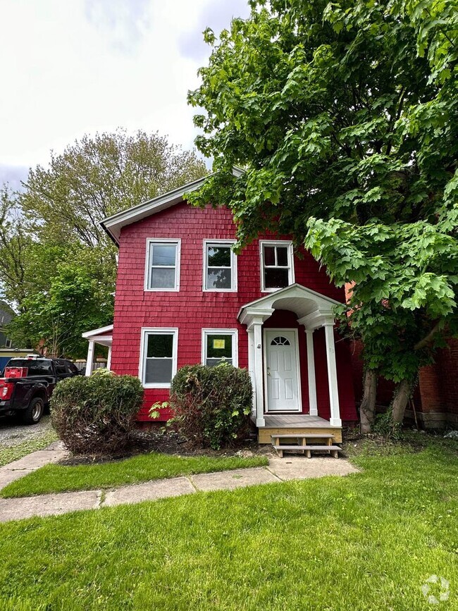 Building Photo - 53 E Genesee St Unit 2 Rental