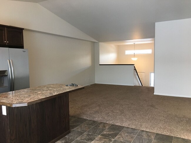 Photo - 3 Bed 2 Bath Twin Home