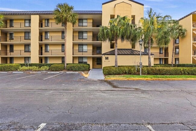 Building Photo - 2424 W Tampa Bay Blvd Unit M404