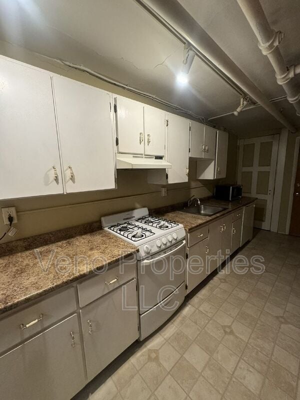 Photo - 16 2nd St