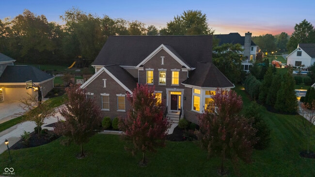10599 Geist View Dr