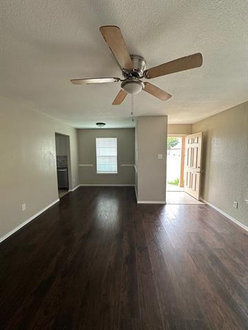 Photo - 1144 Suburban St