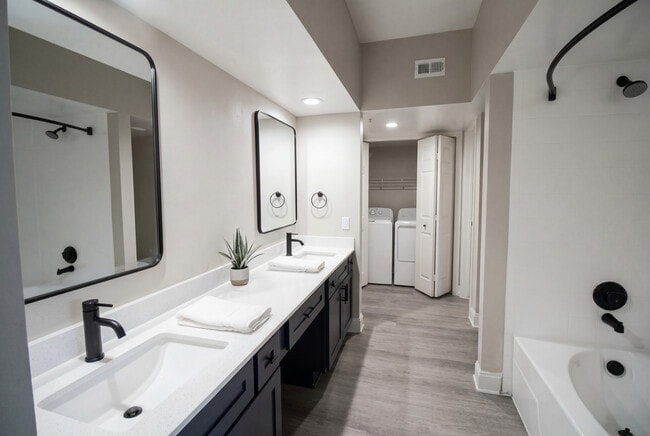 Photo - Aura at Westchase