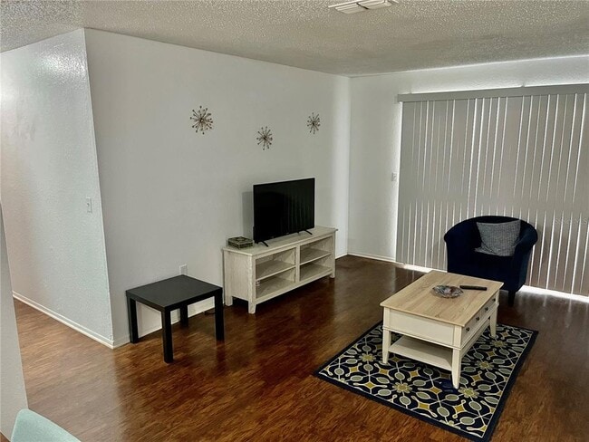 Photo - 3705 SW 27th St Unit 1112