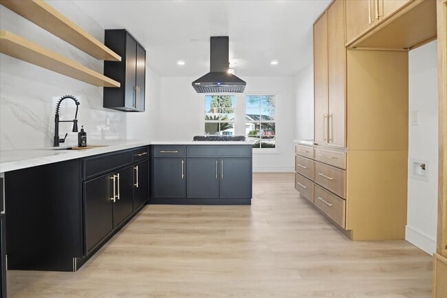 Photo - 1410 Pleasantview Dr