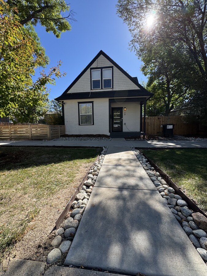 Photo - 15 S 12th St